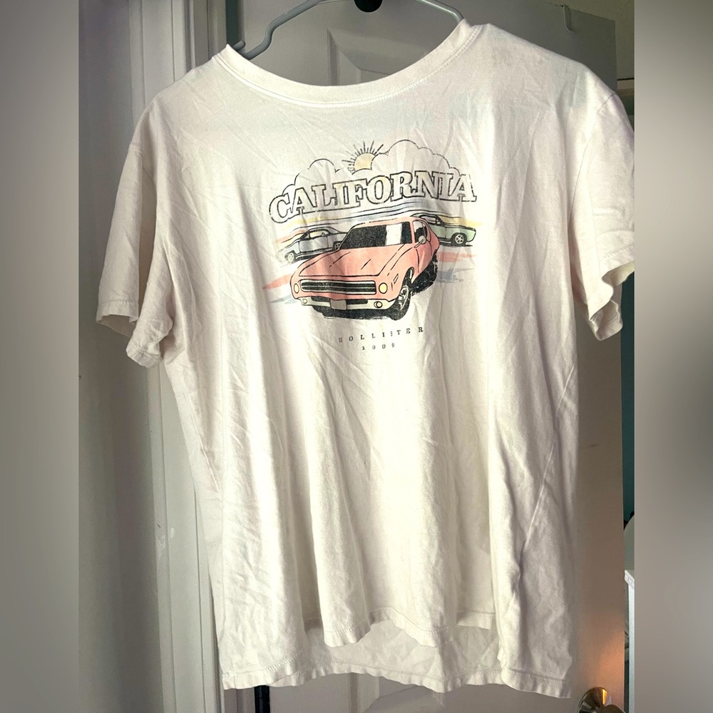 Hollister Graphic T size med